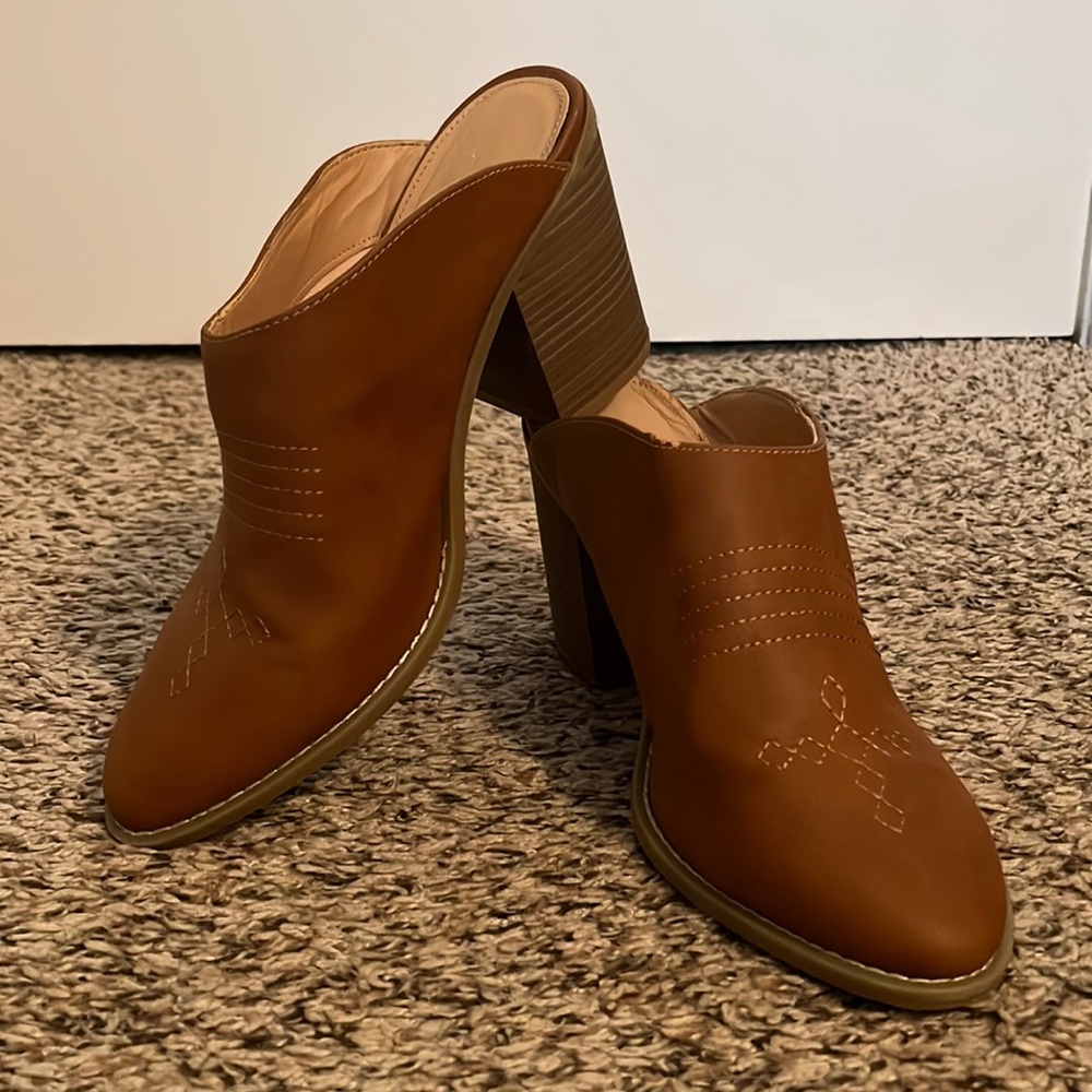 Express Western Mule Heels